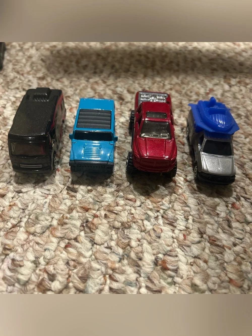 Die-Cast Toy Trucks Set - Blue and Red Mini Off-Road Vehicles